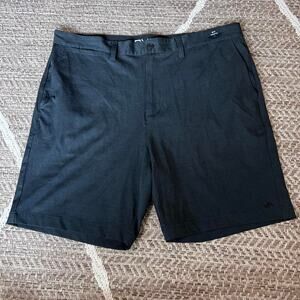 Rvca mid length shorts SZ 38